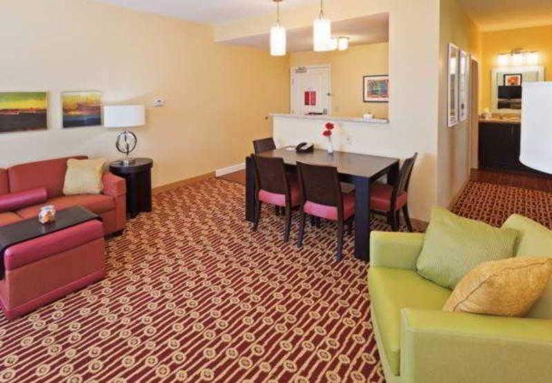 Towneplace Suites By Marriott Tulsa North/Owasso Rum bild